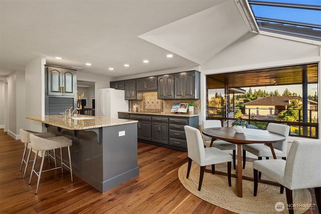 6613 136th Place SW, Edmonds, WA 98026