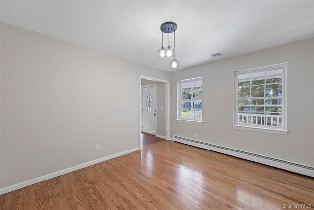 5 Fairview Lane, Salisbury Mills, NY 12577