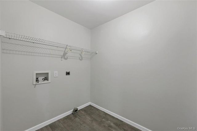 5 Fairview Lane, Salisbury Mills, NY 12577