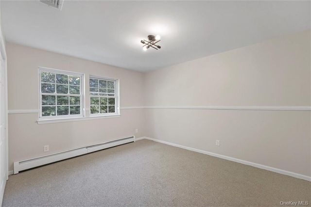 5 Fairview Lane, Salisbury Mills, NY 12577