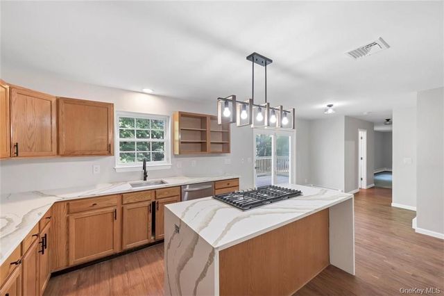 5 Fairview Lane, Salisbury Mills, NY 12577