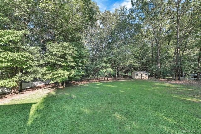 5 Fairview Lane, Salisbury Mills, NY 12577