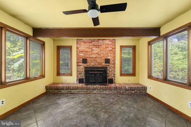 821 SERPENTINE DR, West Chester, PA 19382