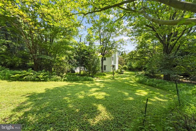 821 SERPENTINE DR, West Chester, PA 19382