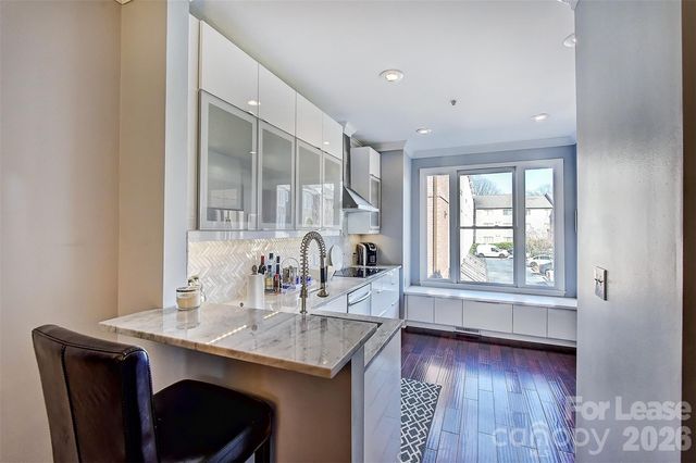 343 W 7th Street, Charlotte, NC 28202