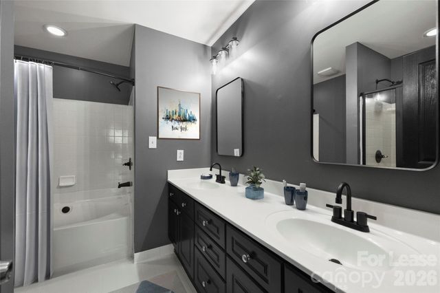 343 W 7th Street, Charlotte, NC 28202