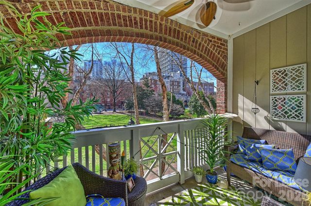 343 W 7th Street, Charlotte, NC 28202