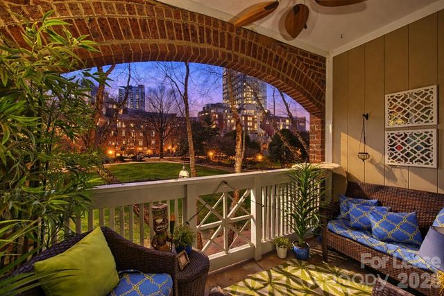 343 W 7th Street, Charlotte, NC 28202