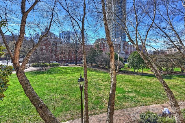 343 W 7th Street, Charlotte, NC 28202