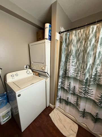 11 Amory Street, Nashua, NH 03060