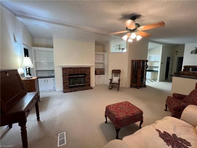 131 Sheraton Court, King, NC 27021