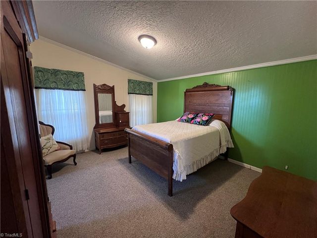 131 Sheraton Court, King, NC 27021