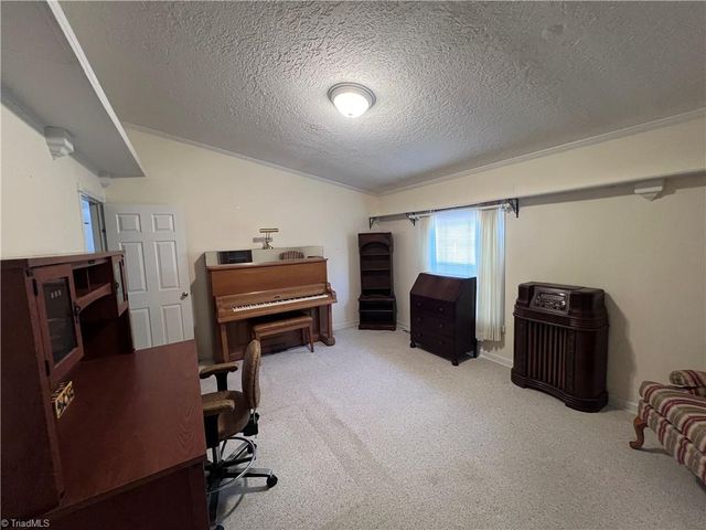 131 Sheraton Court, King, NC 27021