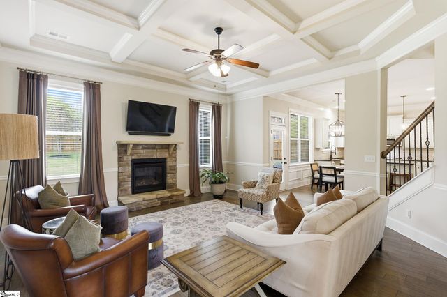 2 Shadywood Place, Simpsonville, SC 29681