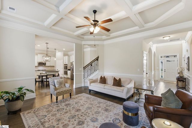 2 Shadywood Place, Simpsonville, SC 29681