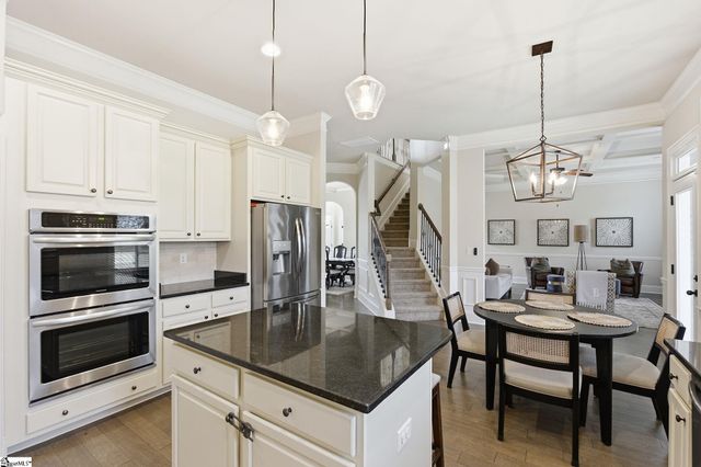 2 Shadywood Place, Simpsonville, SC 29681