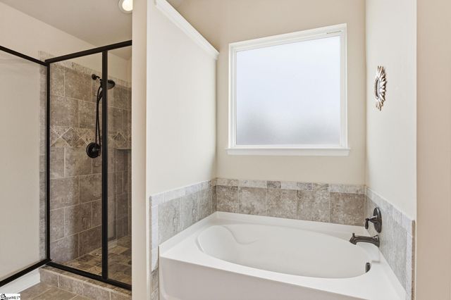 2 Shadywood Place, Simpsonville, SC 29681