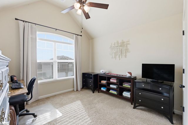 2 Shadywood Place, Simpsonville, SC 29681