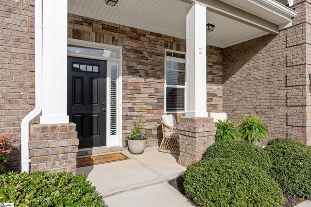 2 Shadywood Place, Simpsonville, SC 29681