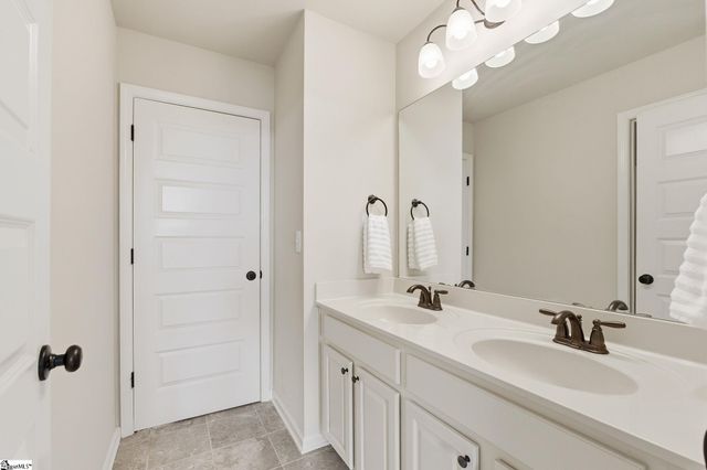 2 Shadywood Place, Simpsonville, SC 29681