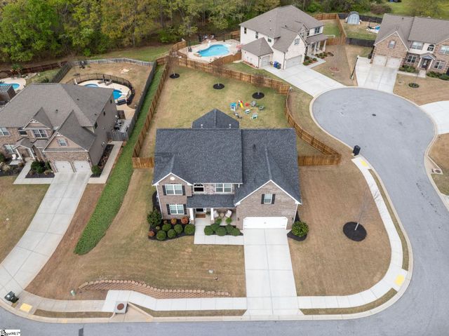 2 Shadywood Place, Simpsonville, SC 29681