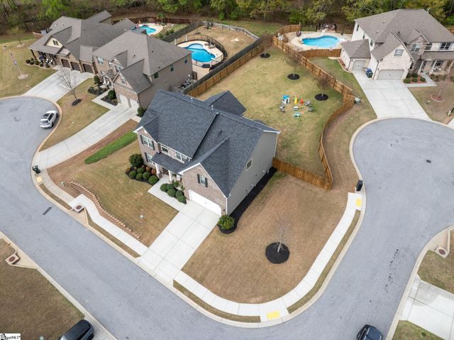 2 Shadywood Place, Simpsonville, SC 29681