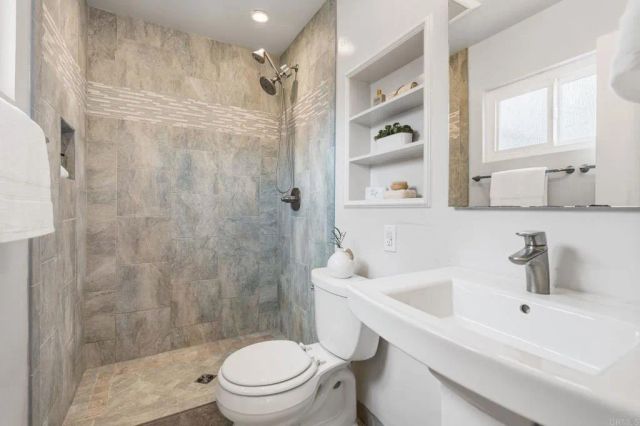 11721 Giles Way, San Diego, CA 92126