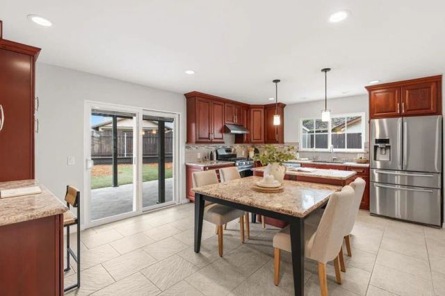 11721 Giles Way, San Diego, CA 92126