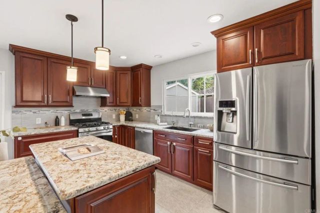 11721 Giles Way, San Diego, CA 92126