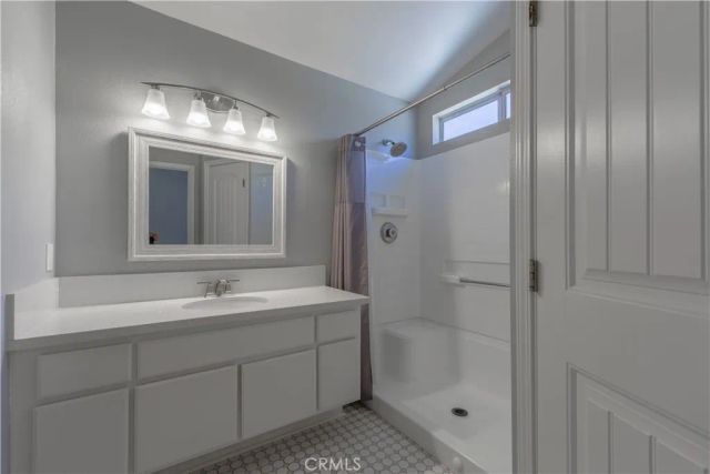 27263 Family, Sun City, CA 92586