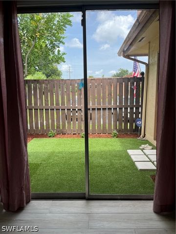 6320 Royal Woods DR, Fort Myers, FL 33908