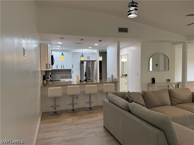 6320 Royal Woods DR, Fort Myers, FL 33908