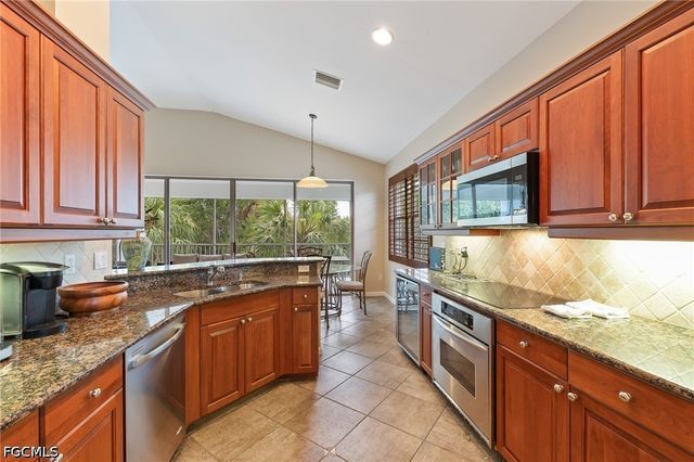 16107 Mount Abbey WAY 202, Fort Myers, FL 33908