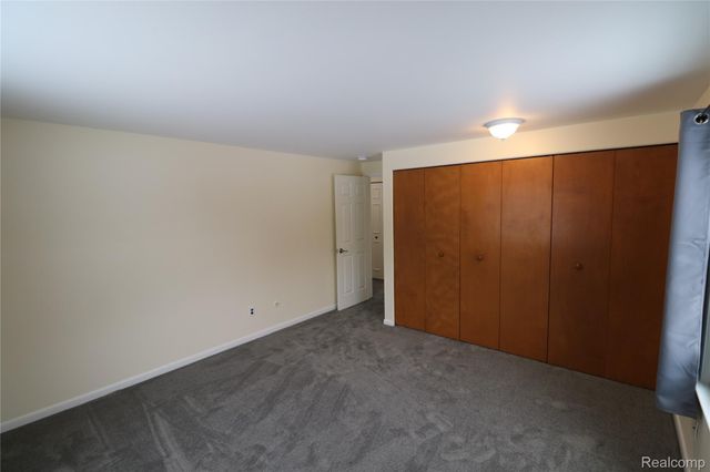 8161 Twilight Lane, Brighton, MI 48116