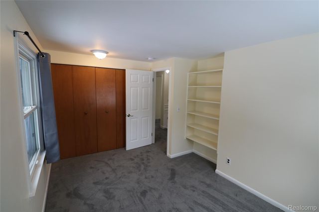 8161 Twilight Lane, Brighton, MI 48116