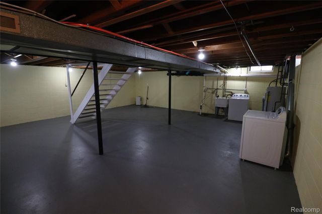 8161 Twilight Lane, Brighton, MI 48116