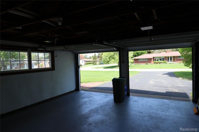 8161 Twilight Lane, Brighton, MI 48116