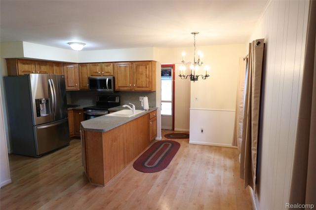 8161 Twilight Lane, Brighton, MI 48116