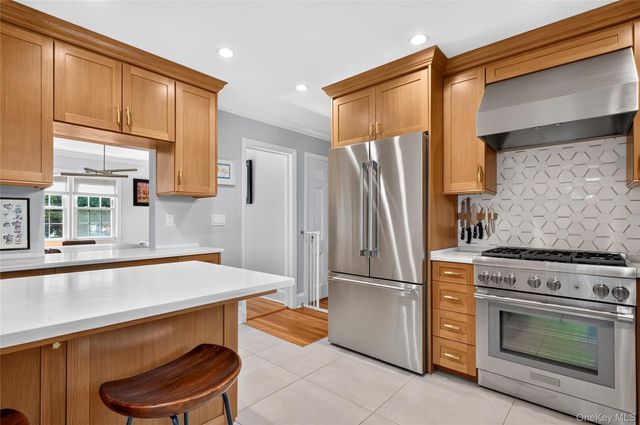 443 Third Avenue, Pelham, NY 10803