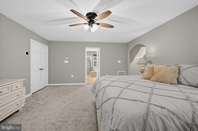 18640 OUTPOST RD, Keedysville, MD 21756