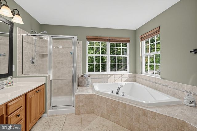 18640 OUTPOST RD, Keedysville, MD 21756