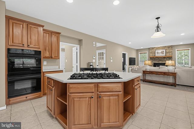 18640 OUTPOST RD, Keedysville, MD 21756