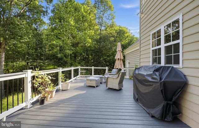 18640 OUTPOST RD, Keedysville, MD 21756