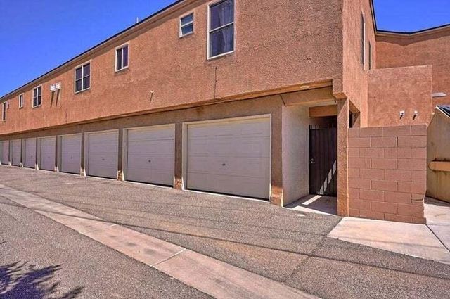 2401 Chelwood Park Boulevard NE B-1, Albuquerque, NM 87112