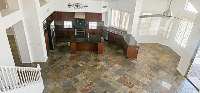 9720 E Davenport Drive, Scottsdale, AZ 85260