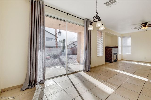 10261 Bentley Oaks Avenue, Las Vegas, NV 89135