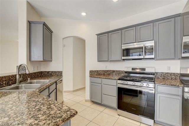 10261 Bentley Oaks Avenue, Las Vegas, NV 89135
