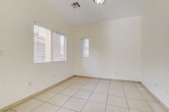 10261 Bentley Oaks Avenue, Las Vegas, NV 89135