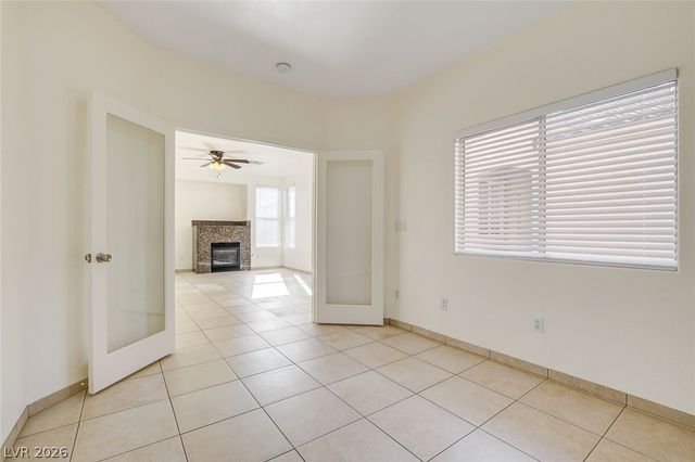 10261 Bentley Oaks Avenue, Las Vegas, NV 89135