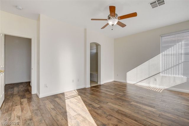 10261 Bentley Oaks Avenue, Las Vegas, NV 89135